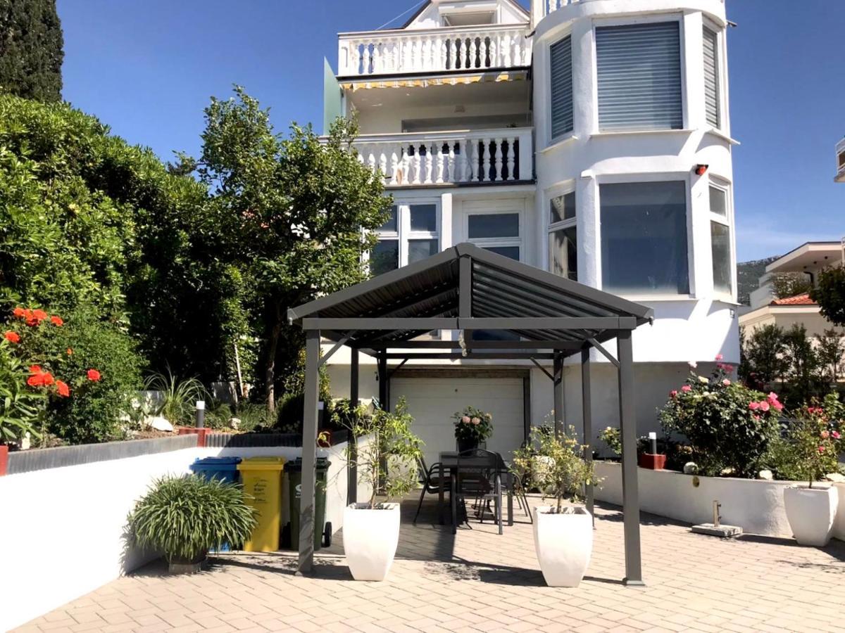 Villa Diana Kastela Luaran gambar