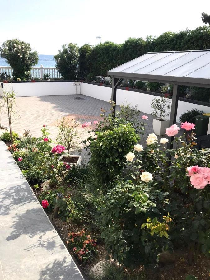 Villa Diana Kastela Luaran gambar