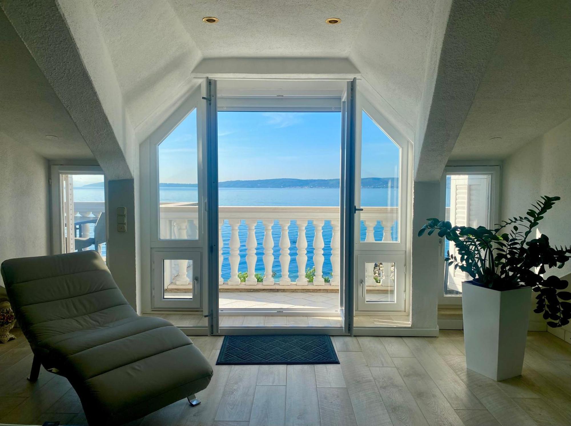 Villa Diana Kastela Luaran gambar
