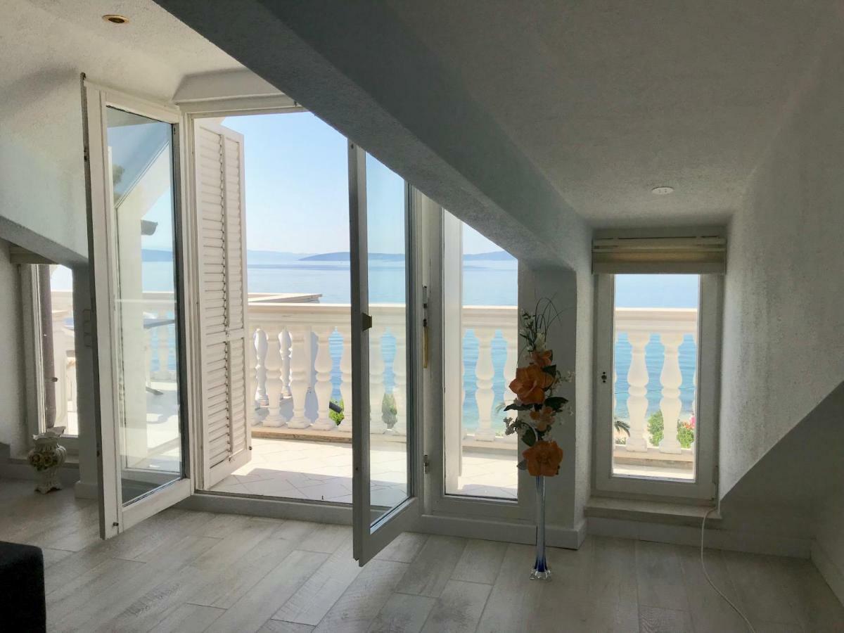 Villa Diana Kastela Luaran gambar