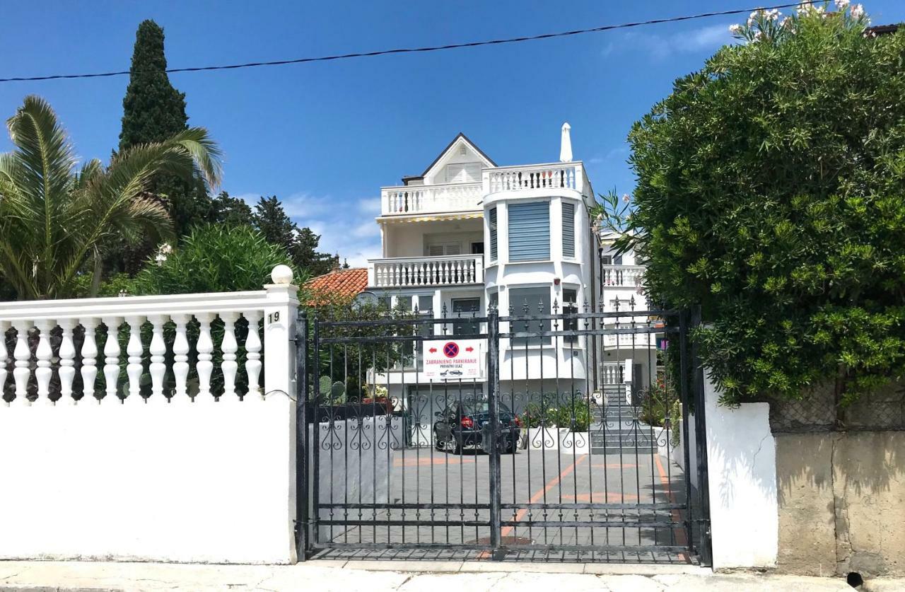 Villa Diana Kastela Luaran gambar